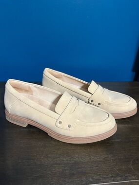 Dr. Scholl's Tan Faux Suede Hello Loafers